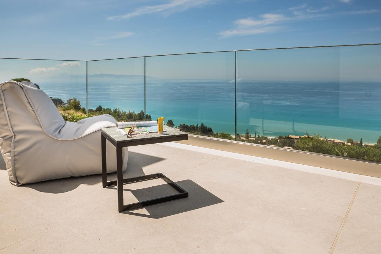 Mystique View Villas Lourdata  Extérieur photo
